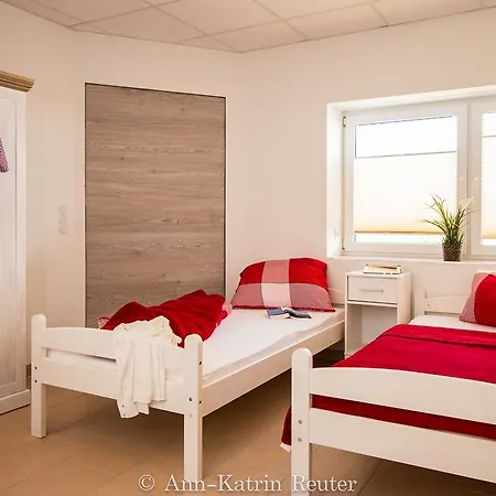 Komfortappartement Stavginski 公寓 *